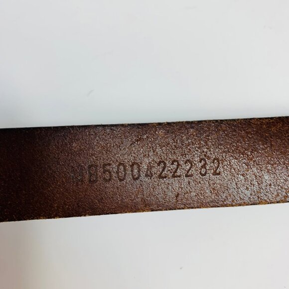 Roundtree Yorke Saddle Brown Leather Belt Sz 34 Classic Buckle Jean Casual Dress - Picture 10 of 14